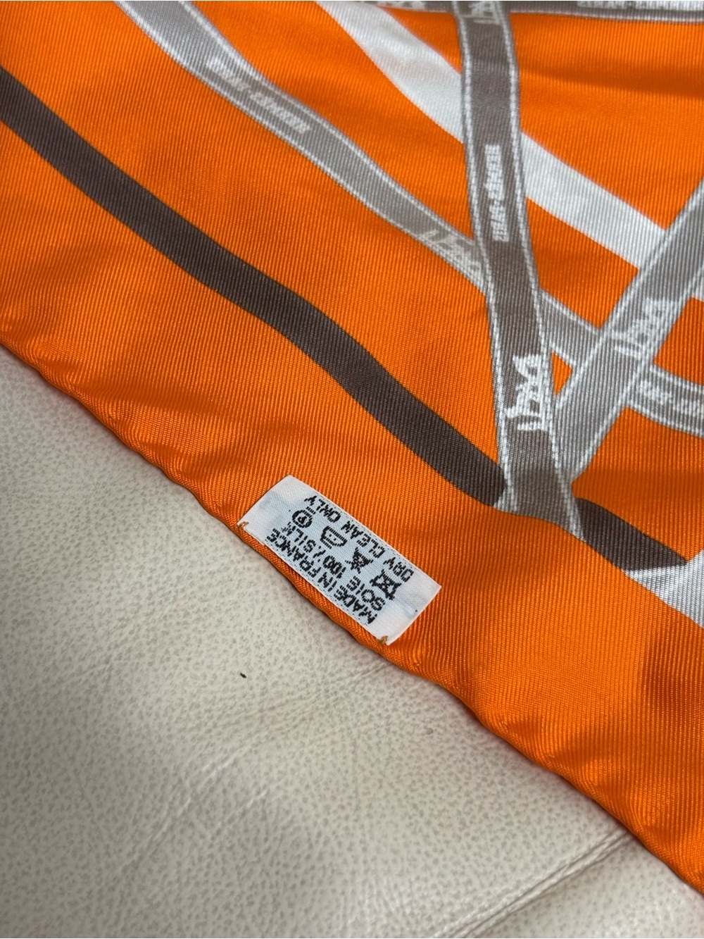VTG HERMES Bolduc Triangle Silk Scarf Orange Brown White Gray Ribbon - Picture 12 of 15